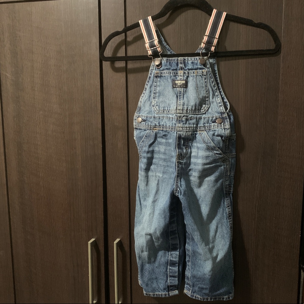 Cute Oshkosh Bgosh overalls!